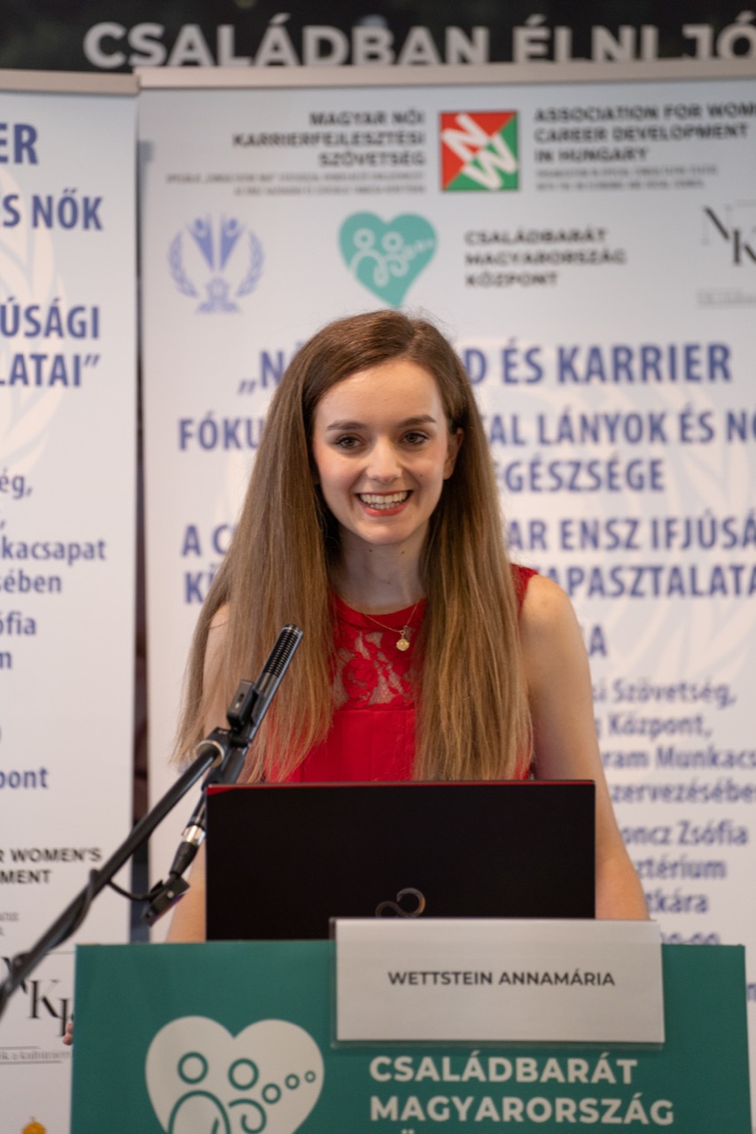 www.noikarrier.hu